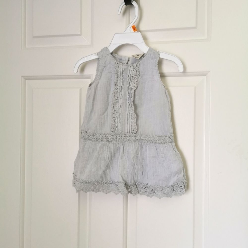 3/$20 Oshkosh B'gosh girls peplum tanktop size 9 m